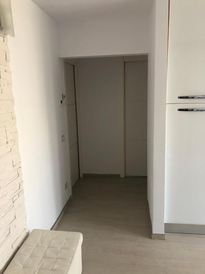 Denis Apartament Turda Esterno foto